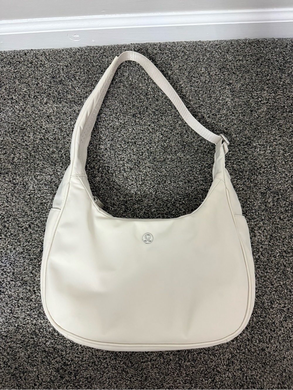 Lululemon City Essentials Shoulder Bag 4L